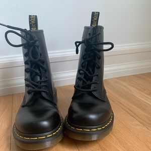 Black Dr.Martens